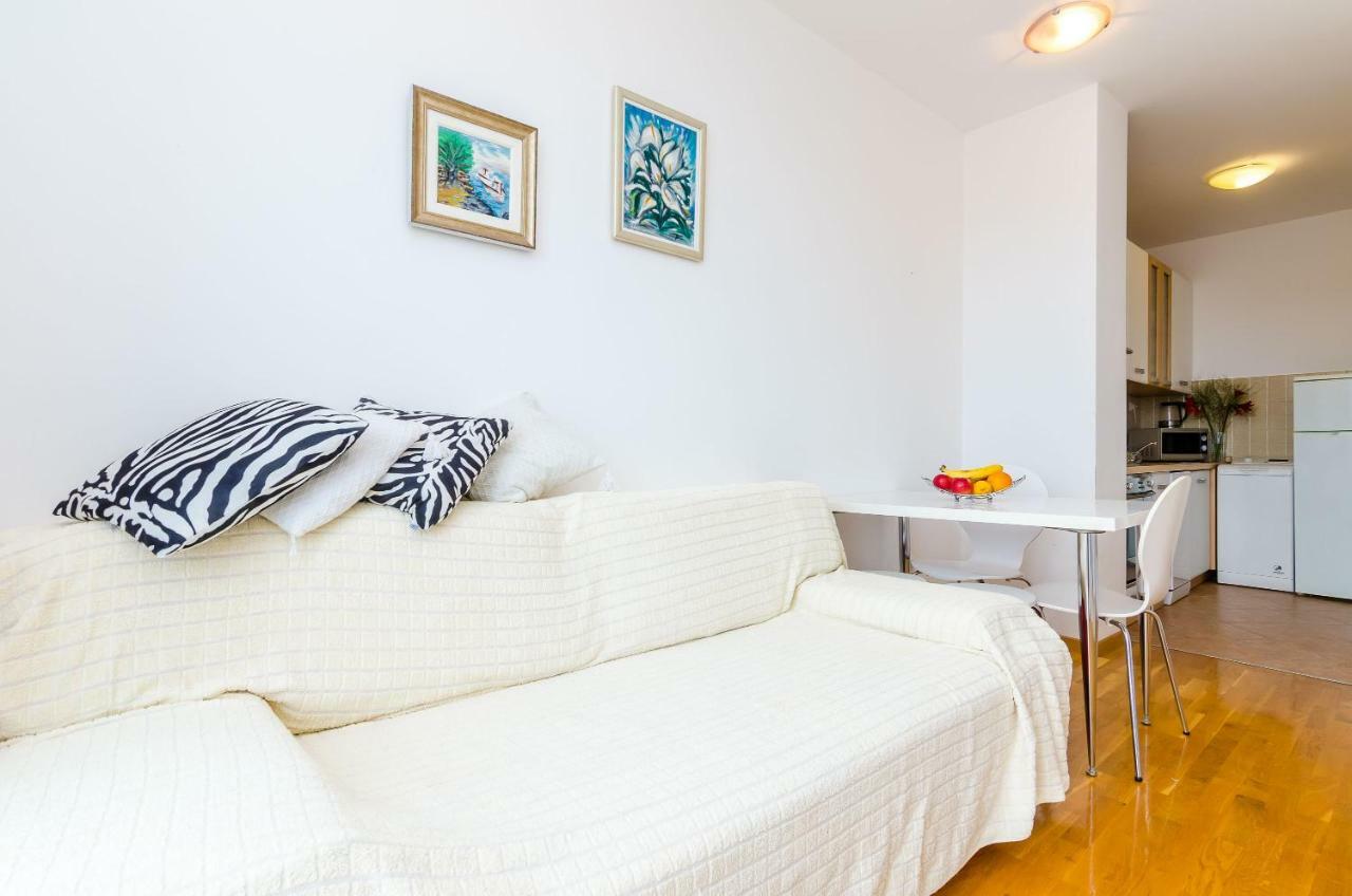 Apartment Sofia دوبروفينك المظهر الخارجي الصورة